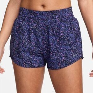 Nike Women's One Dri-FIT Mid-Rise 3" Brief-Lined Shorts NWT Size S (HF4500-010)